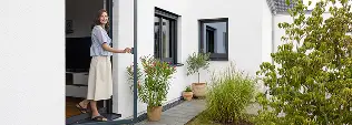 Moustiquaire sur mesure pour porte